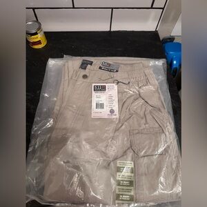 Men’s 5.11 tactical kaki cotton canvas pant